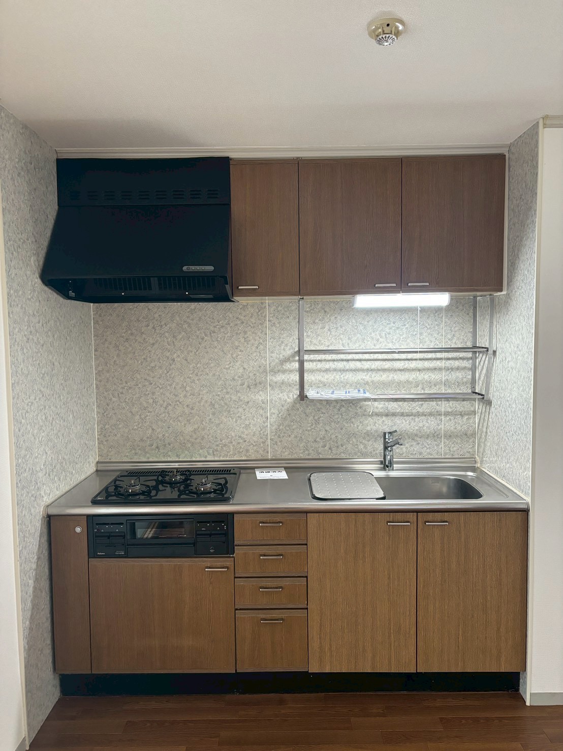 キッチン　※別住戸の参考写真となります