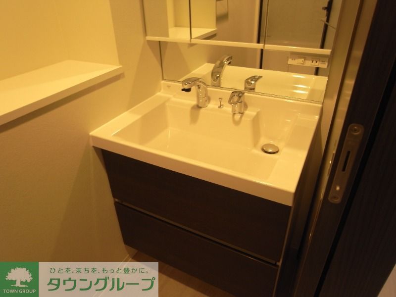 洗面設備　同タイプの写真となります。