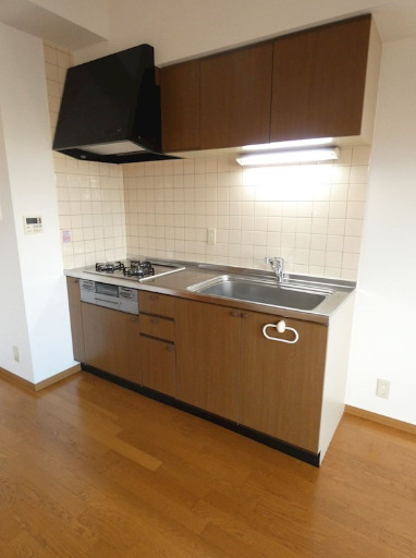 東京メトロ千代田線 町屋駅 徒歩4分 4階建 築29年のキッチン写真