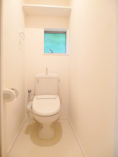 トイレ　★トイレには窓が有ります★