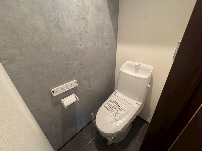 地下鉄東豊線 元町駅 徒歩6分 3階建 築1年のトイレ写真