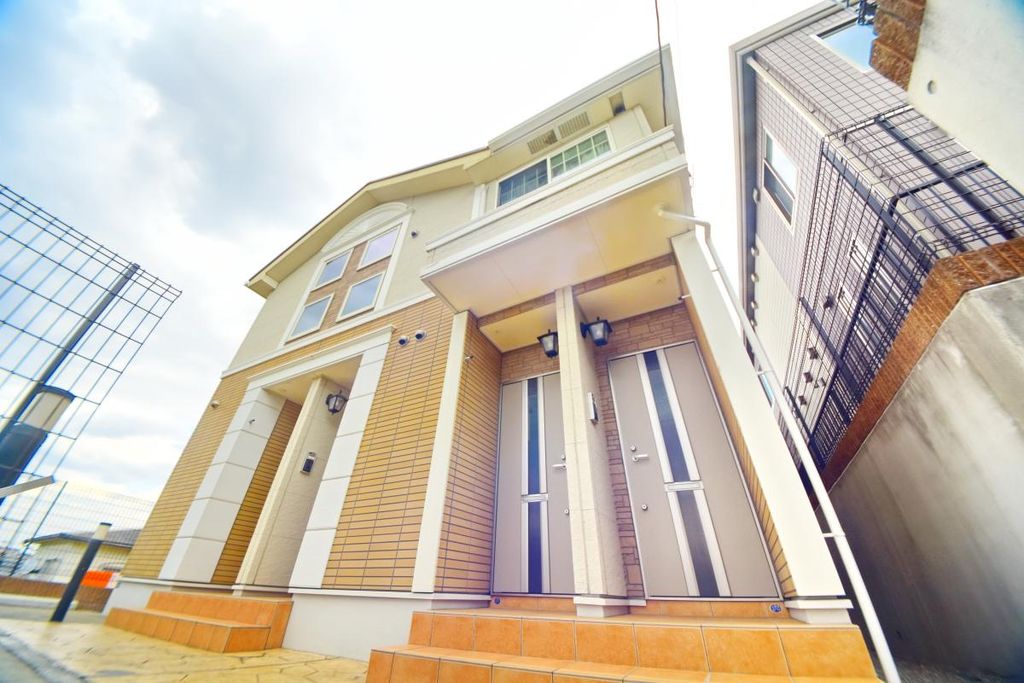 建物外観　★お部屋探しはタウンハウジング上大岡店へ★