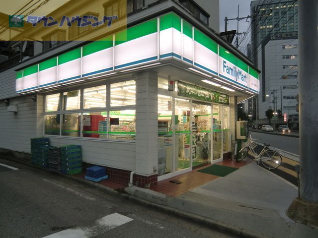 コンビニ　ファミリーマートおおくぼ津田沼店（コンビニ）まで390m