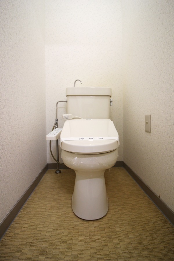 トイレ　トイレ温水洗浄便座