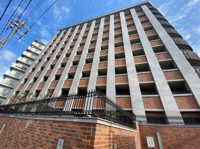 パインフィールド洛東の外観写真