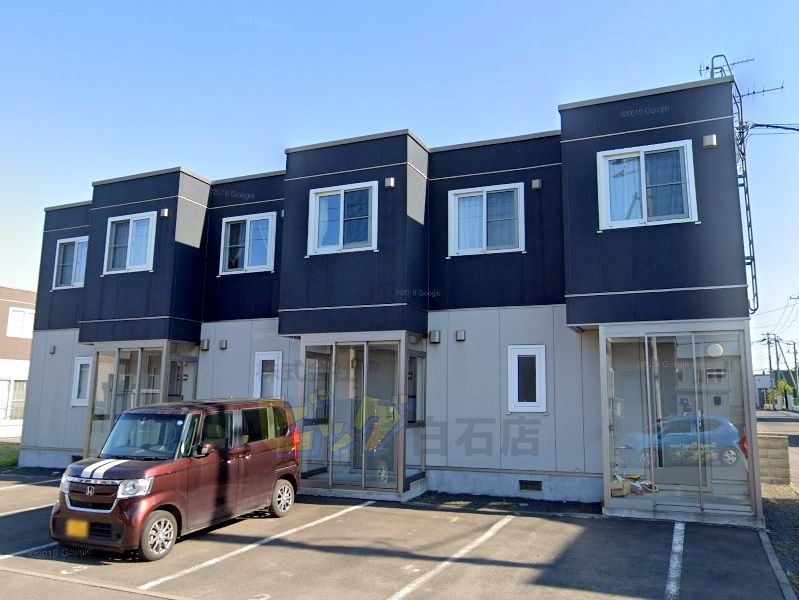建物外観　人気のハウスメーカー施工広々３ＬＤＫメゾネット物件です♪