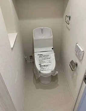 トイレ　※別部屋の参考写真です。