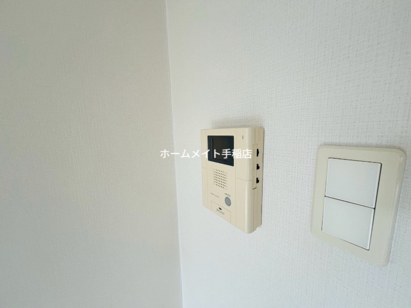 セキュリティ　便利なインターホン付きでございます！
