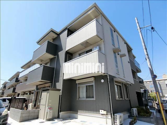 建物外観　２０２１年築のアパートです。