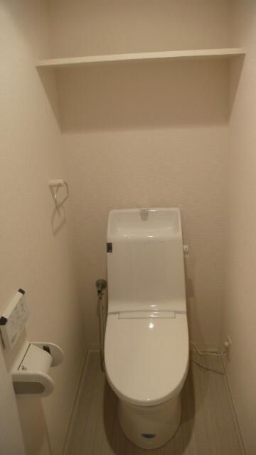 トイレ　ゆったりとした空間のトイレです