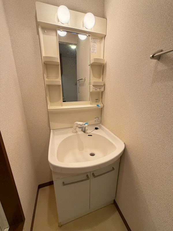 都営大江戸線 豊島園駅 徒歩5分 2階建 築23年のトイレ写真