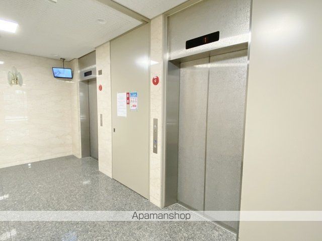 ＪＲおおさか東線 新大阪駅 徒歩6分 26階建 築23年の外観写真