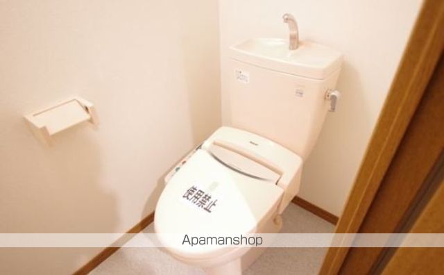 ＪＲおおさか東線 新大阪駅 徒歩6分 26階建 築23年のトイレ写真