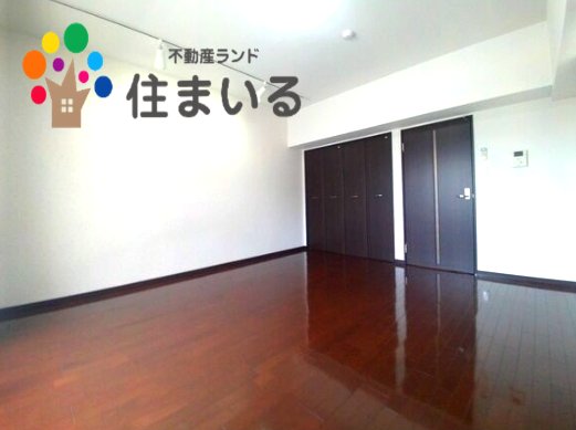 名鉄西尾線 桜井駅 徒歩15分 3階建 築18年の居間写真