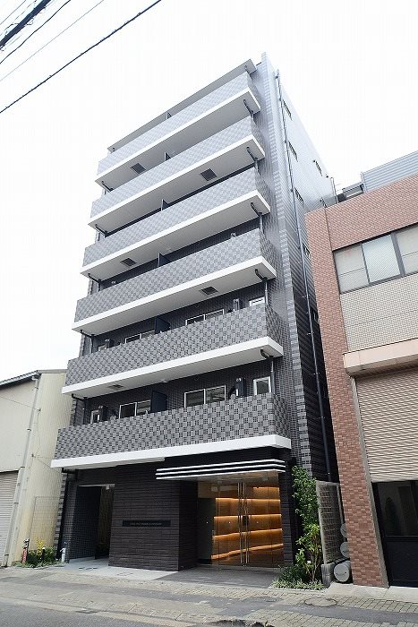 建物外観　外観は落ち着いています