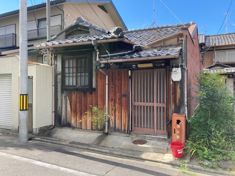 紫竹東高縄町貸家の外観写真