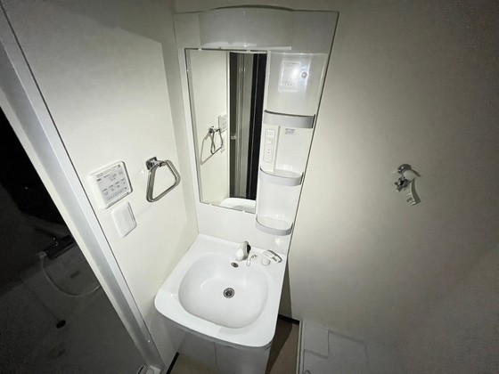 洗面設備　※別部屋の写真です