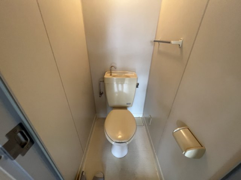 甲子園口マンションのトイレ写真