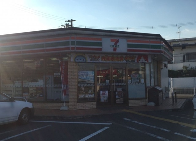 コンビニ　セブンイレブン堺鳳中町8丁店（コンビニ）まで515m