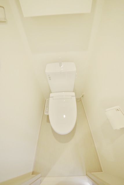 京成本線 京成津田沼駅 徒歩11分 3階建 築9年のトイレ写真