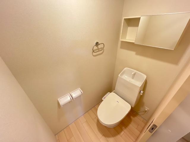 トイレ　シャワー付トイレ