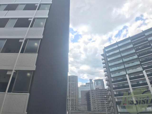 眺望　眺望からは、綺麗な青空と建物が見えますね。