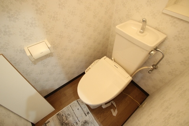 クレセント海老園のトイレ写真
