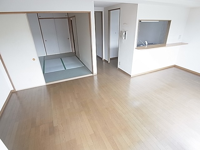 クエスタ柏の居間写真