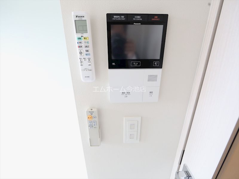 セキュリティ　TVモニター付インターホン