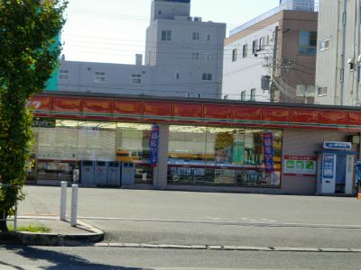 コンビニ　ポプラ（コンビニ）まで300m