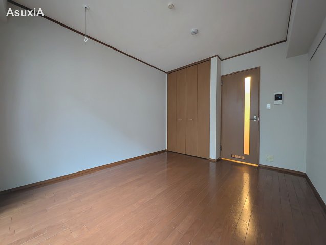 収納　別タイプのお部屋の写真です