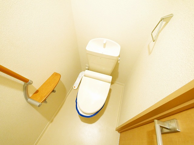 トイレ　落ち着いた空間のお風呂です
