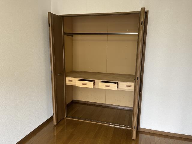 収納　クローゼット