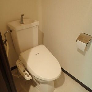 トイレ　清潔感のあるトイレです