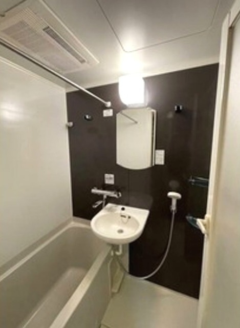 バス・シャワールーム　同仕様別部屋