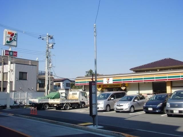 コンビニ　セブンイレブン三鷹新川１丁目店（コンビニ）まで289m