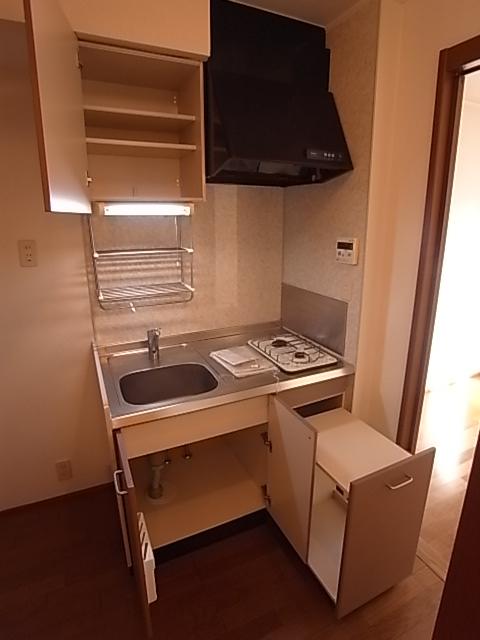 東急東横線 都立大学駅 徒歩7分 2階建 築26年のキッチン写真