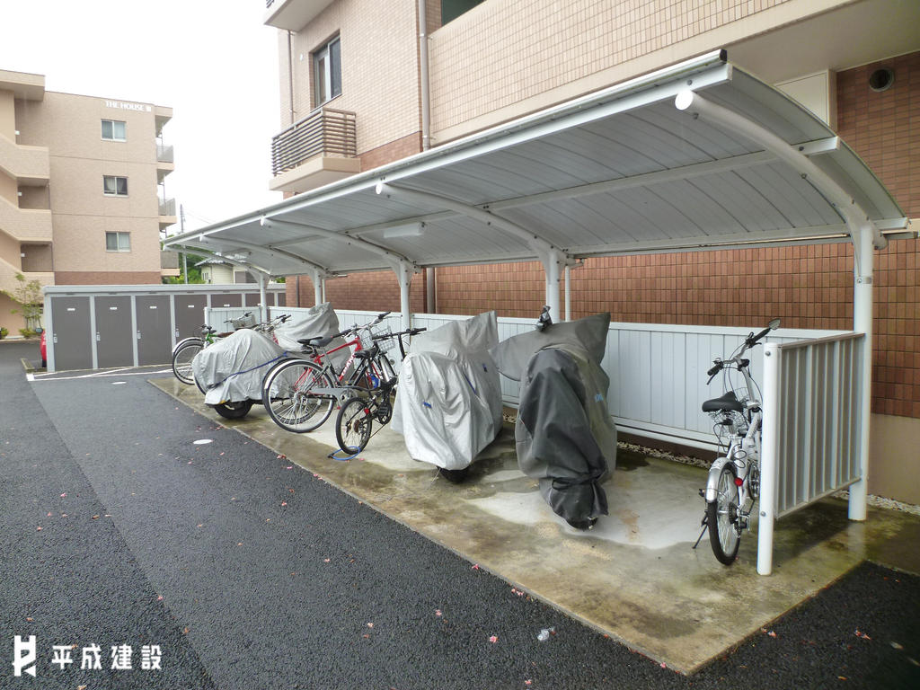 その他共有部分　屋根付き駐輪場