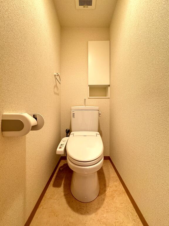 トイレ　シャワートイレ