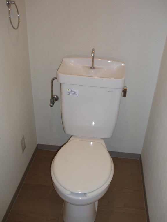 SEIWAビルのトイレ写真