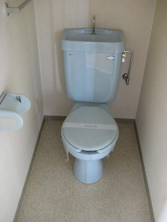 カーザ084上本折のトイレ写真