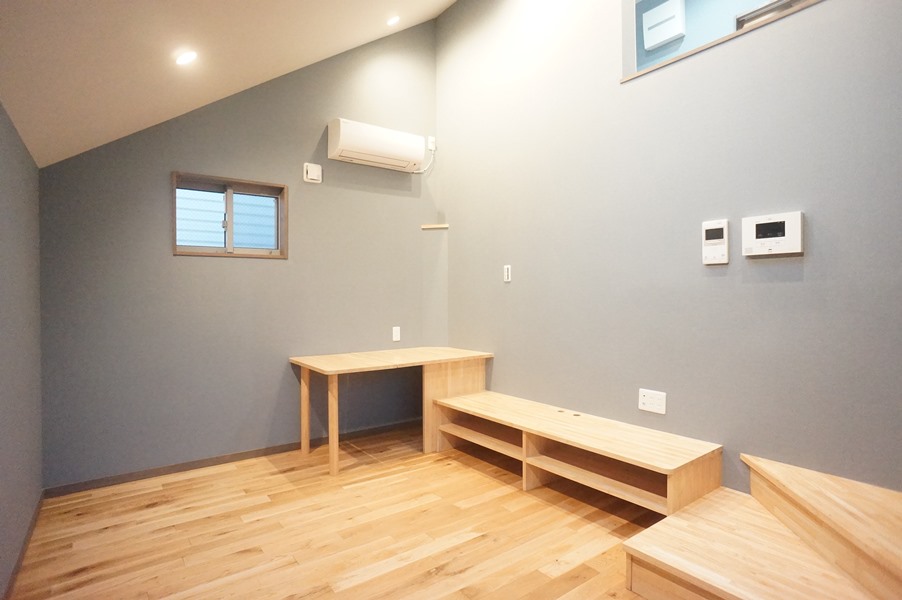 ショッピングセンター　無印良品MUJI　comホテルメトロポリタン鎌倉店（ショッピングセンター）まで679m