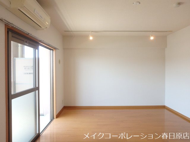 居室・リビング　写真は同型タイプ