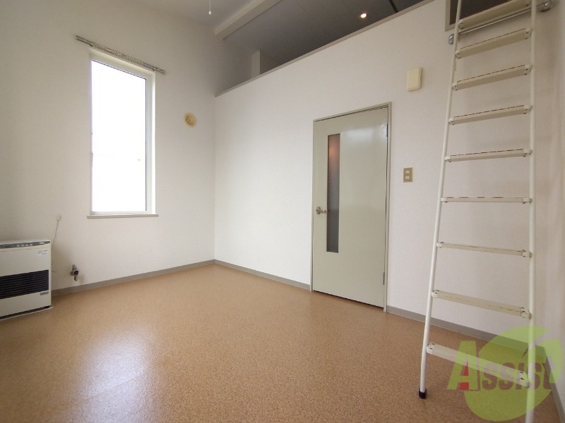 居室・リビング　広くてキレイな洋室が広がっていて、充実した生活が送れそう。