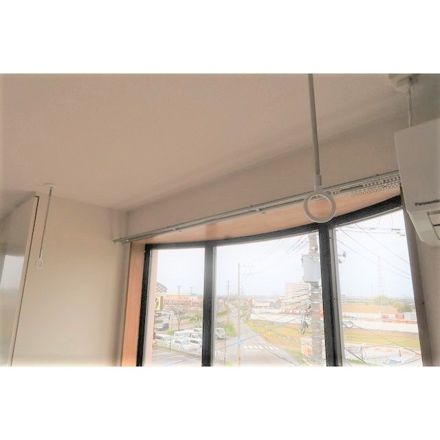 その他設備　室内物干し金具