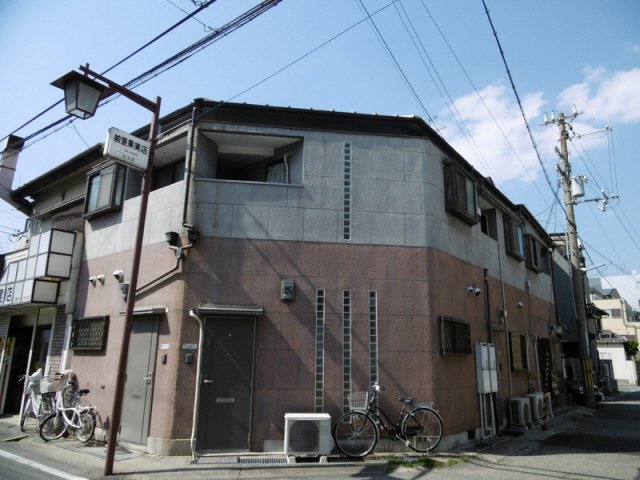 兵庫県西宮市鳴尾町３（アパート）の賃貸物件の外観