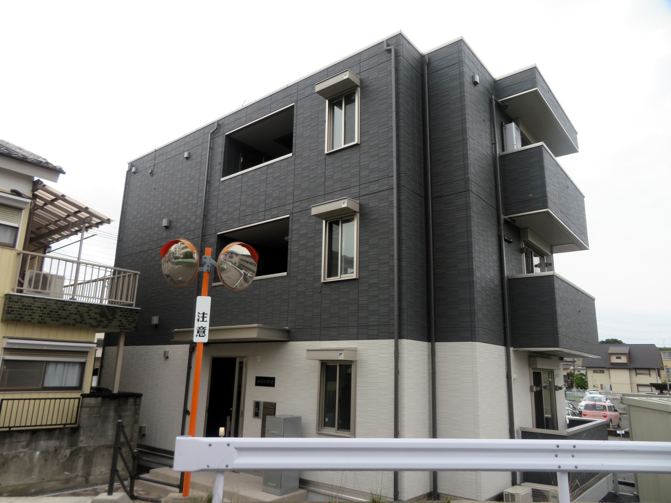 建物外観　小山駅まで徒歩8分！築浅物件のご紹介です☆