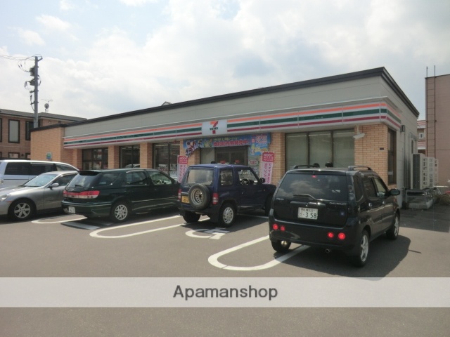 コンビニ　セブンイレブン（コンビニ）まで2427m