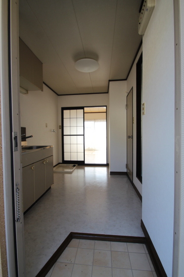 玄関　他号室のお写真です