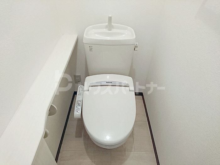 【中村邸のトイレ】